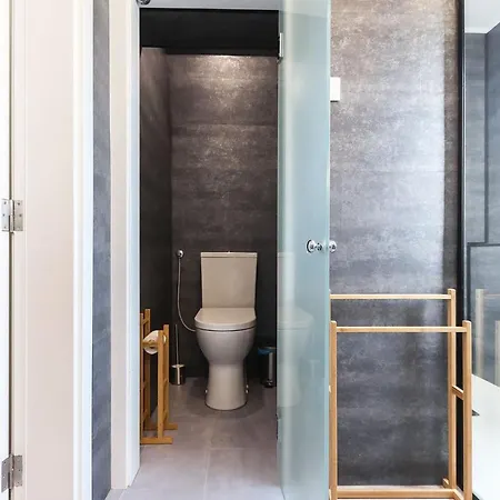 Rato Design With Terrace By Homing Lisbon