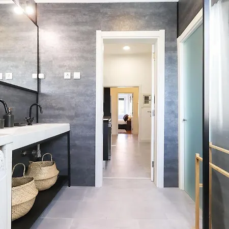Rato Design With Terrace By Homing Appartamento Lisbona