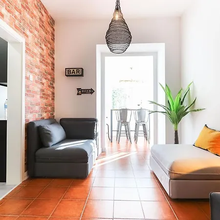 Rato Design With Terrace By Homing Lisbon