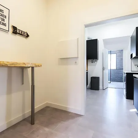 Rato Design With Terrace By Homing Appartamento Lisbona