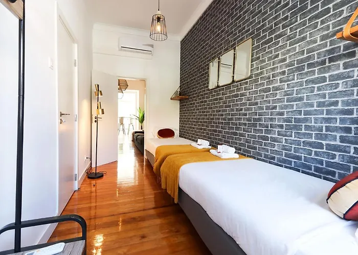 Rato Design With Terrace By Homing Appartement